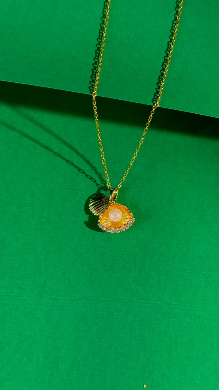 Seashell Pearl Charm Necklace