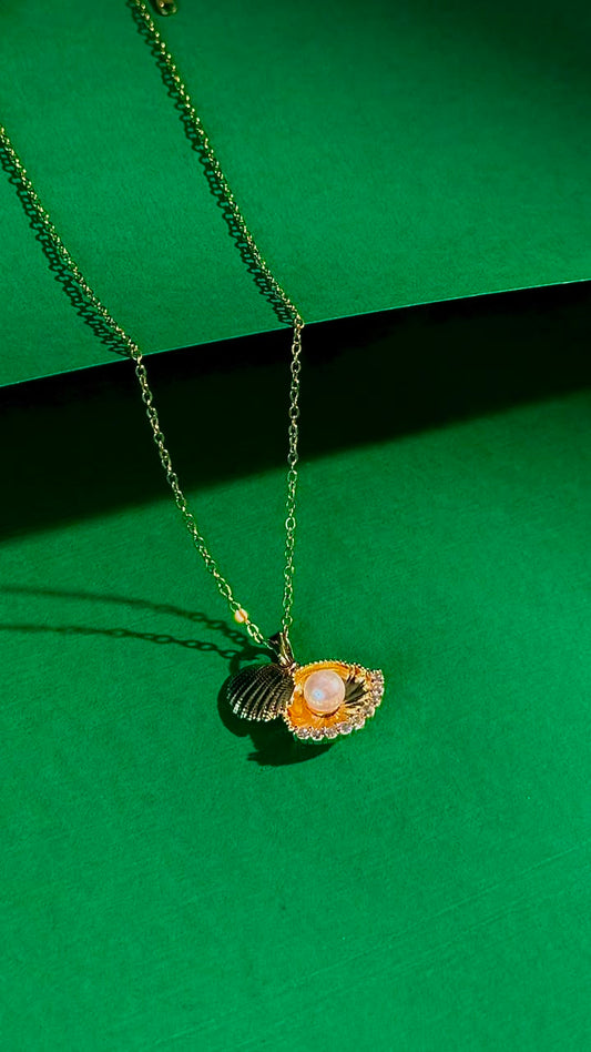 Seashell Pearl Charm Necklace