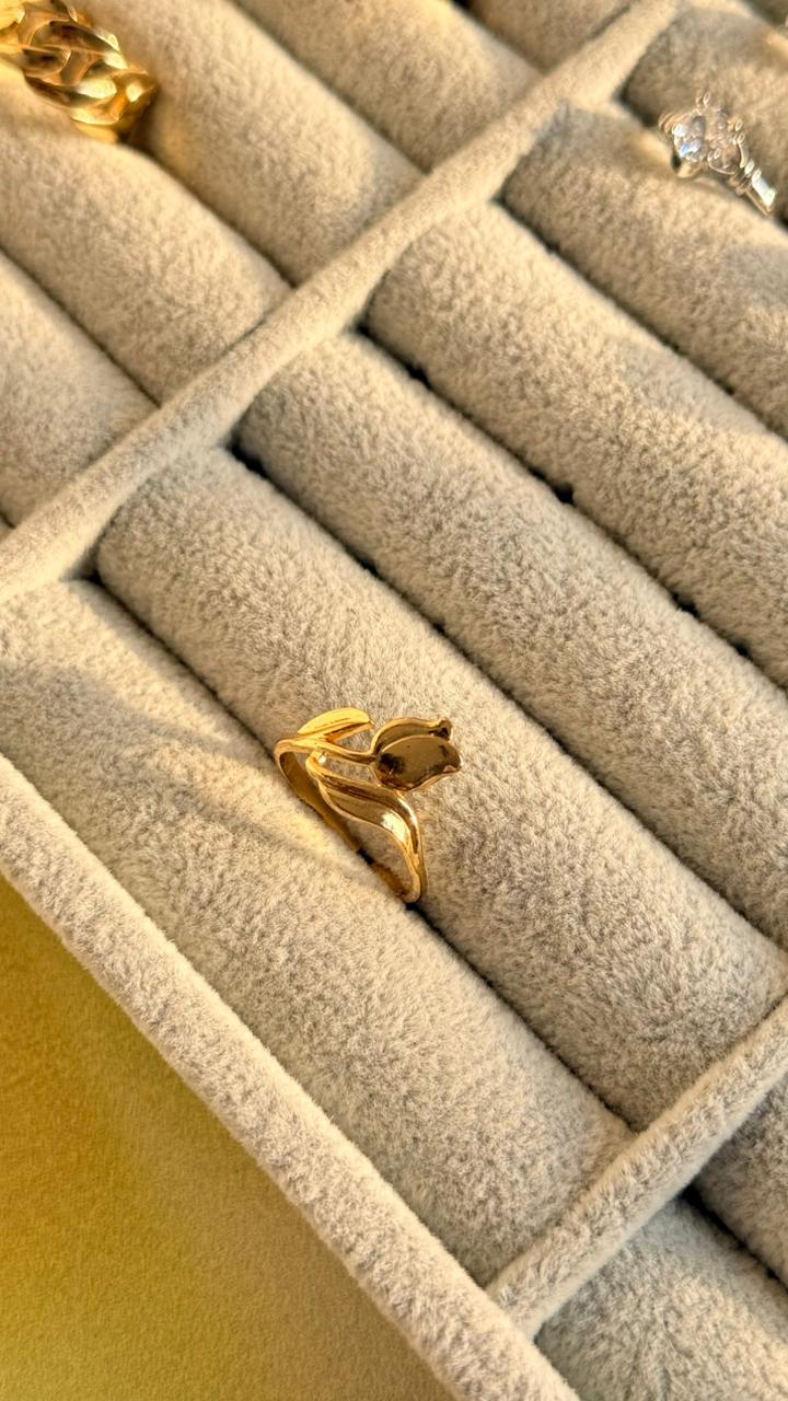 Tulip Grace Ring